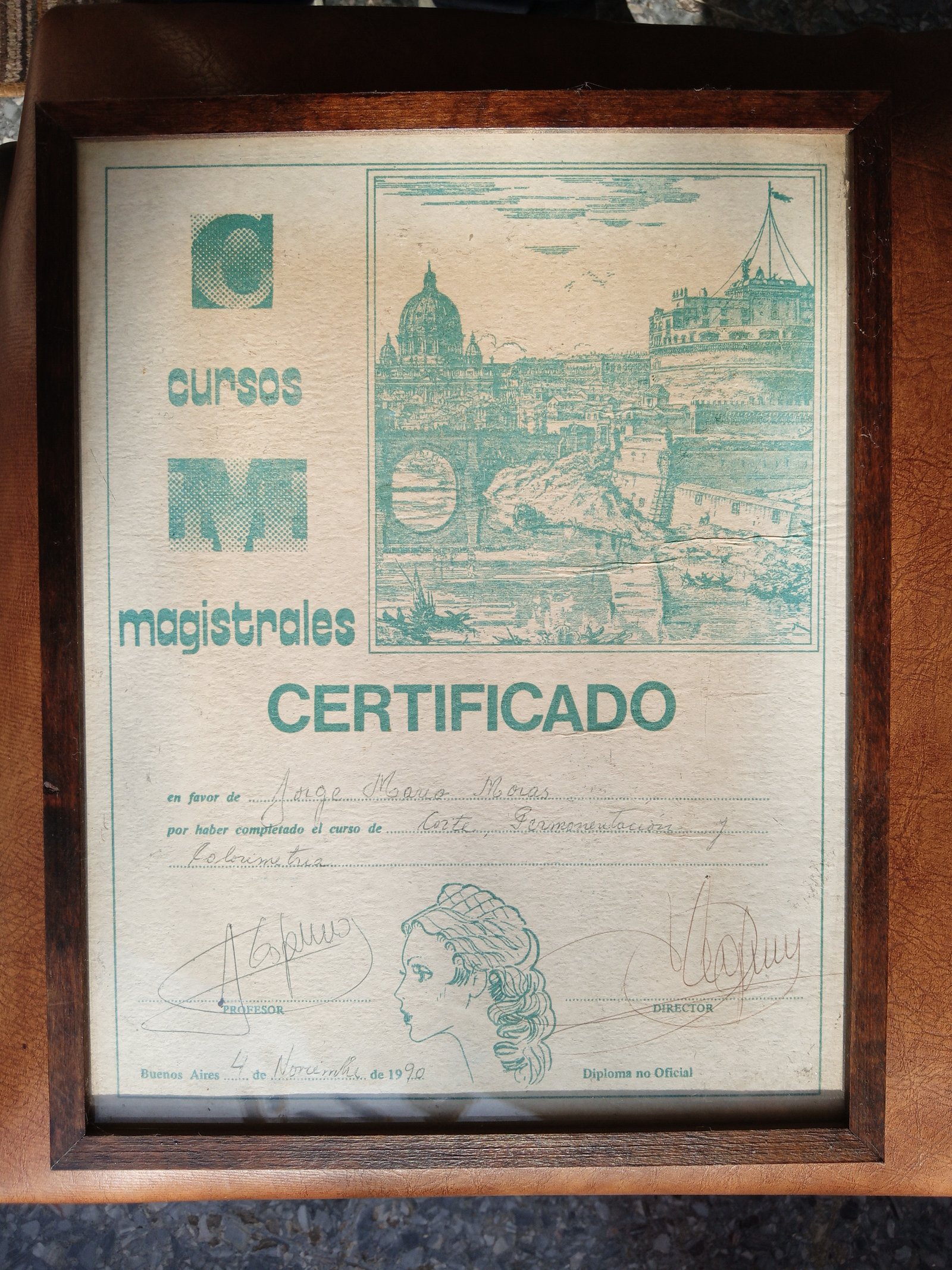 Título Oficial 2